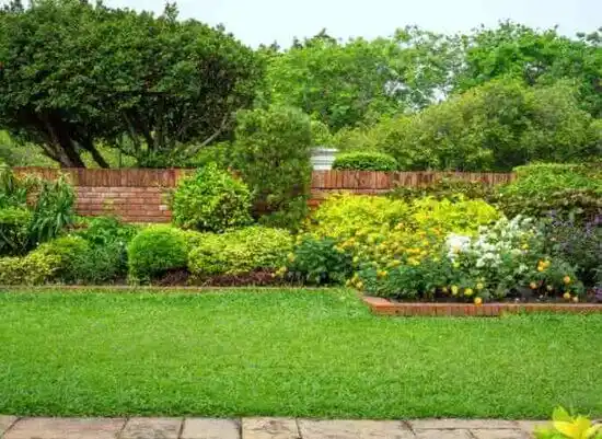 landscaping services Poplar